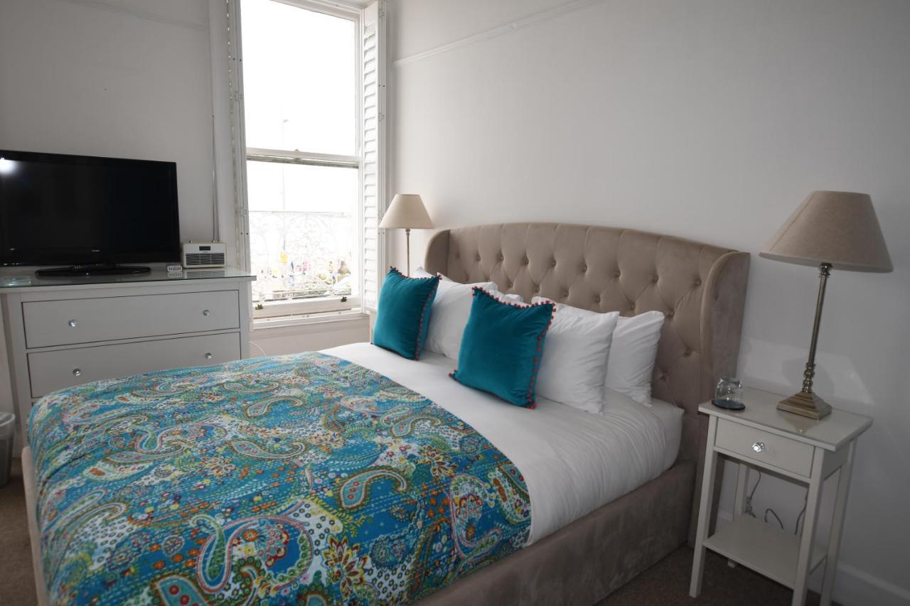 No. 98 Boutique Hotel Weymouth Bagian luar foto