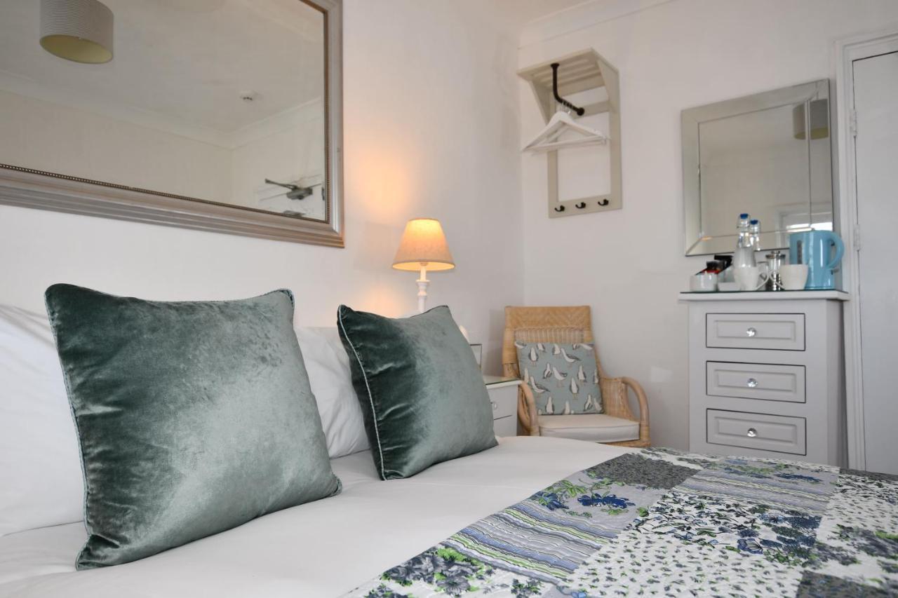 No. 98 Boutique Hotel Weymouth Bagian luar foto