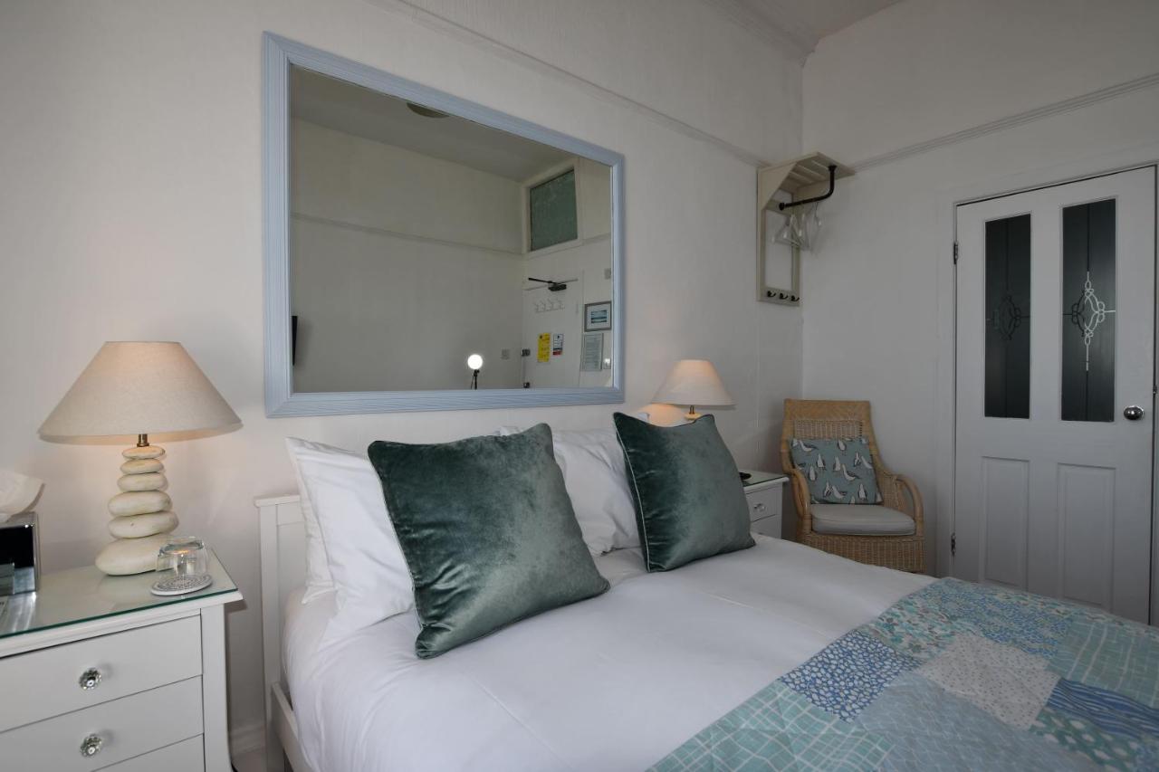 No. 98 Boutique Hotel Weymouth Bagian luar foto